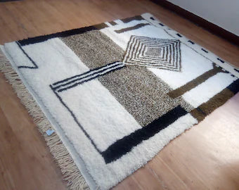 Handmade Moroccan rug Berber rug